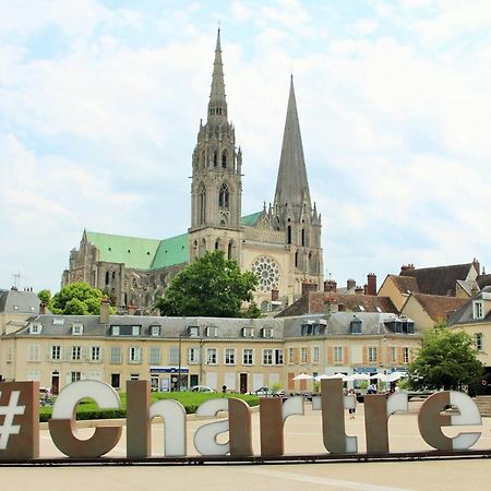 Les Clochers D'Or Chartres Bagian luar foto