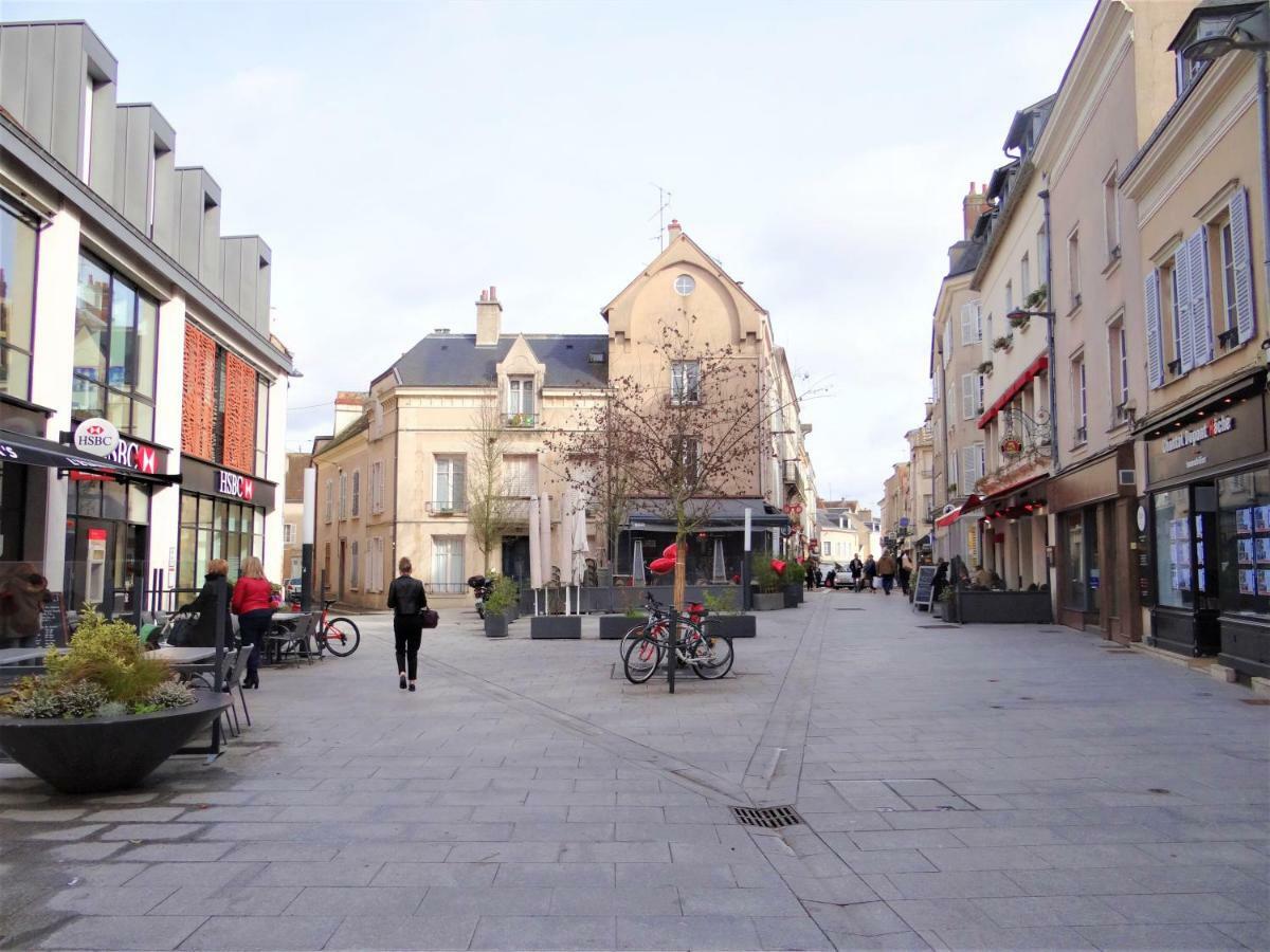 Les Clochers D'Or Chartres Bagian luar foto